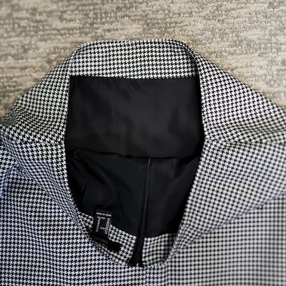 Black and white Houndstooth pattern mini skirt - Picture 7 of 8